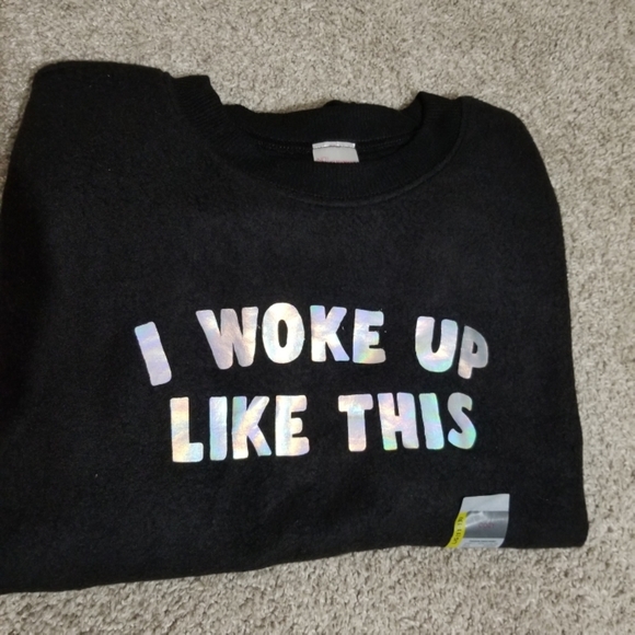 Shirt - Picture 3 of 4